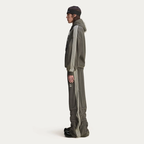 Sweat-shirt_a_capuche_adidas_by_Avavav_Shoulderless_Gris_JP4849_22_model.jpg