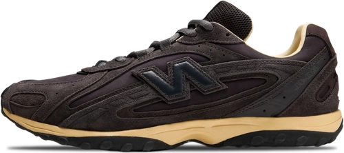 Auralee X New Balance 204l Brown