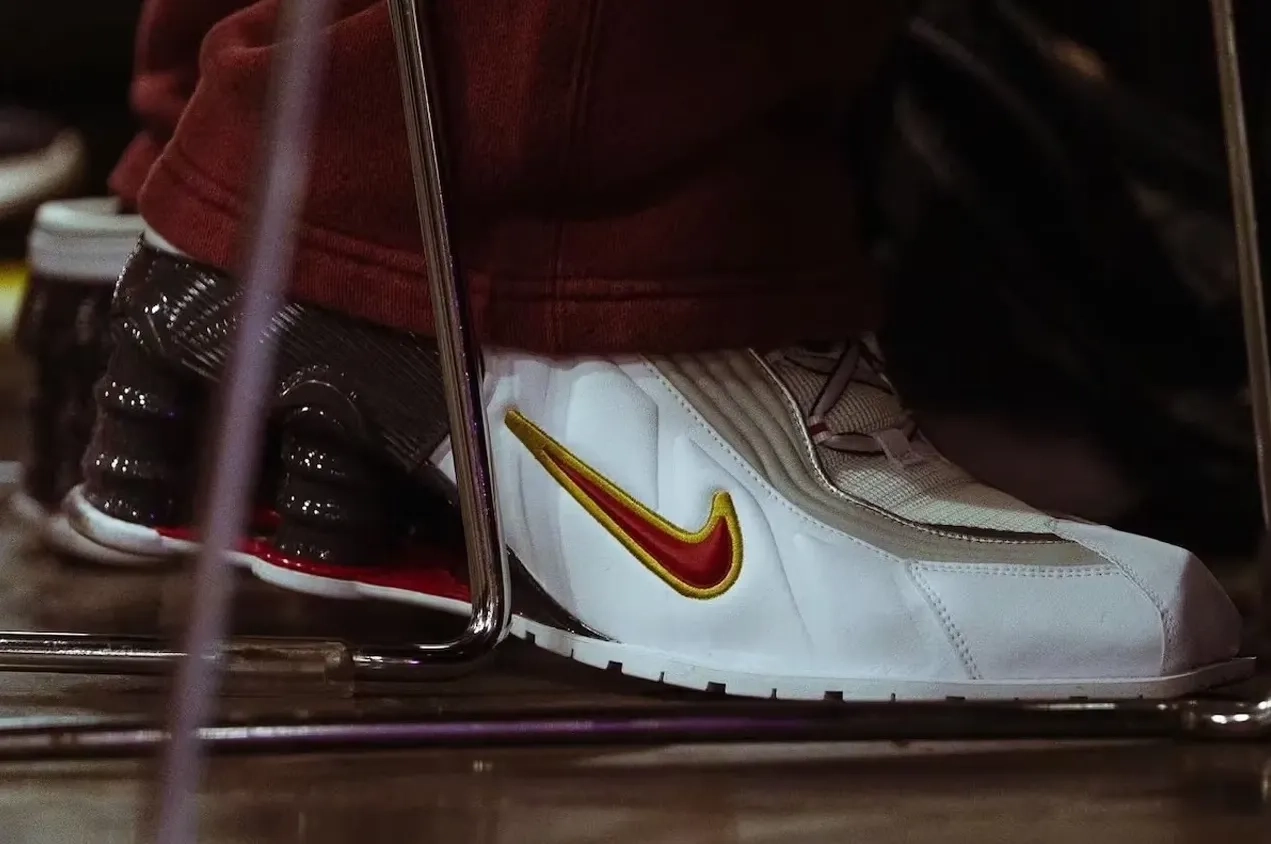 Martine Rose x Nike Shox MR4 Metallic Premium IM5420-100