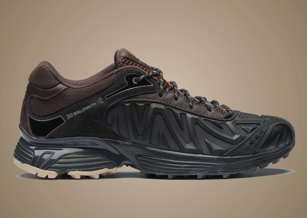 british streetwear brand aries links with salomon for xt whisper pack 1 marron vu latéral droit