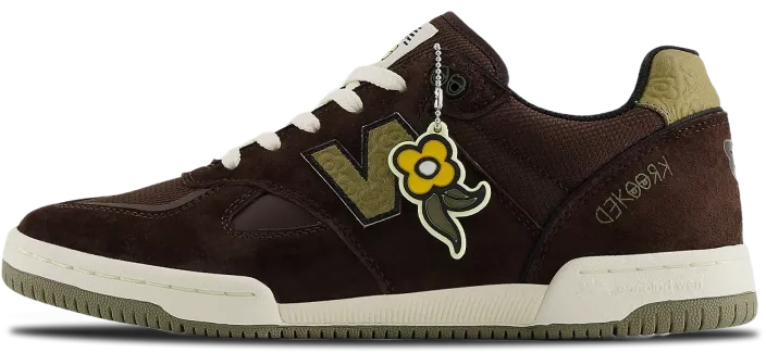 Krooked x New Balance Tom Knox 600 KKD BROWN