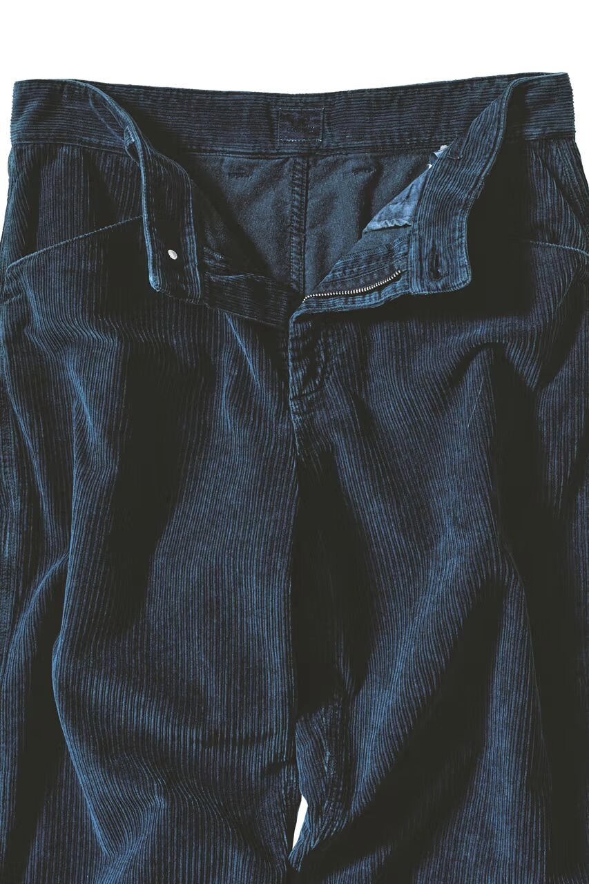 Pantalon en velours côtelé bleu marine de CP Company Our Legacy avec fermeture éclair ouverte