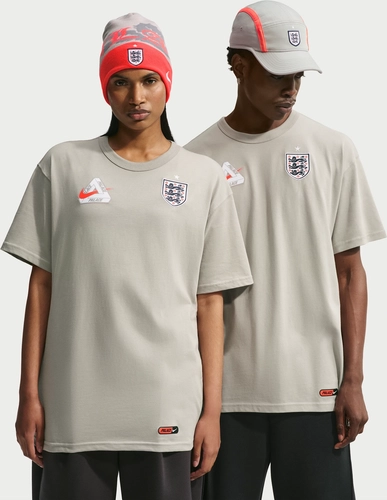 Nike x Palace England T-Shirt KHAKI IM6598-052 Bild