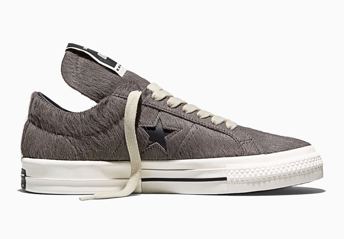 profil latéral droit de sneaker Rick Owens Converse DRKSHDW grise avec étoile noire