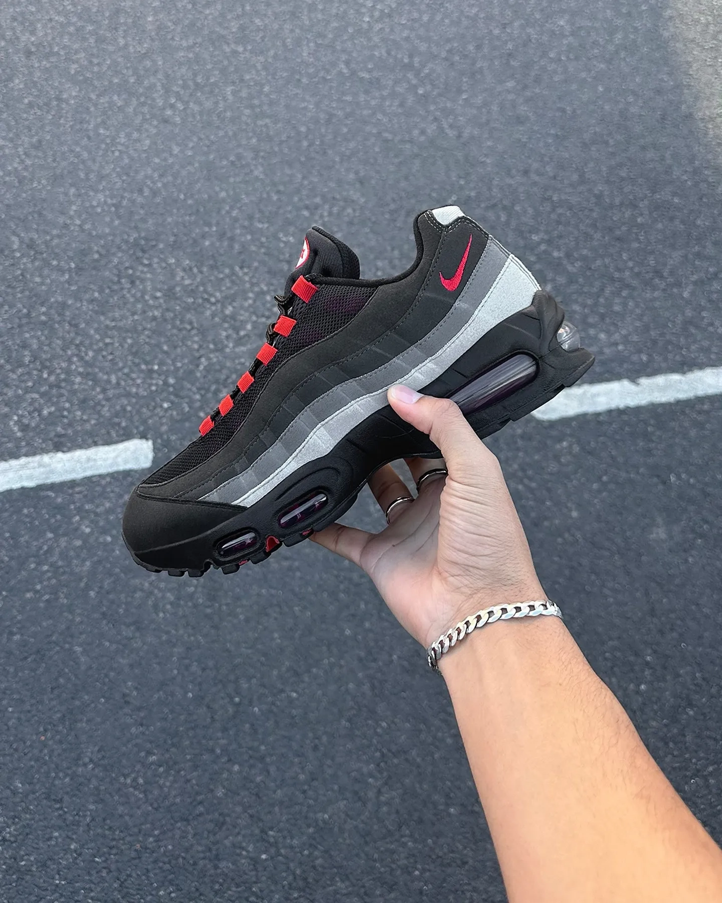 FC Liverpool x Nike Air Max 95 Liverpool FC HM4830-001