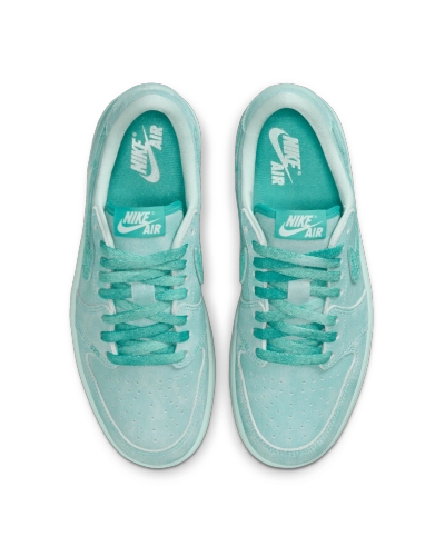 date-de-sortie-de-la-air-jordan%C2%A01-low-og-%C2%AB%C2%A0washed-teal%C2%A0%C2%BB-hq8111-300.jpg