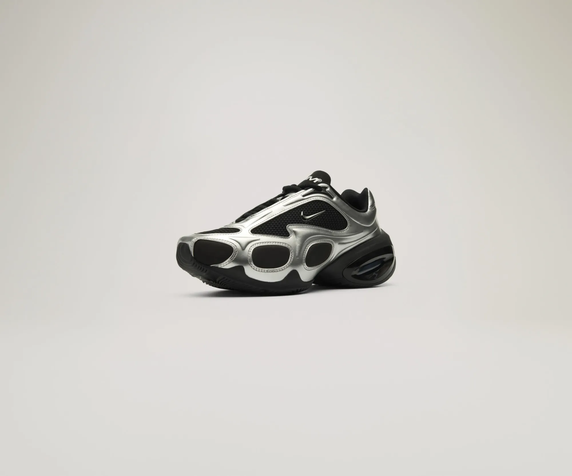 snkrs showcase nike air max muse metallic silver fv1920-001