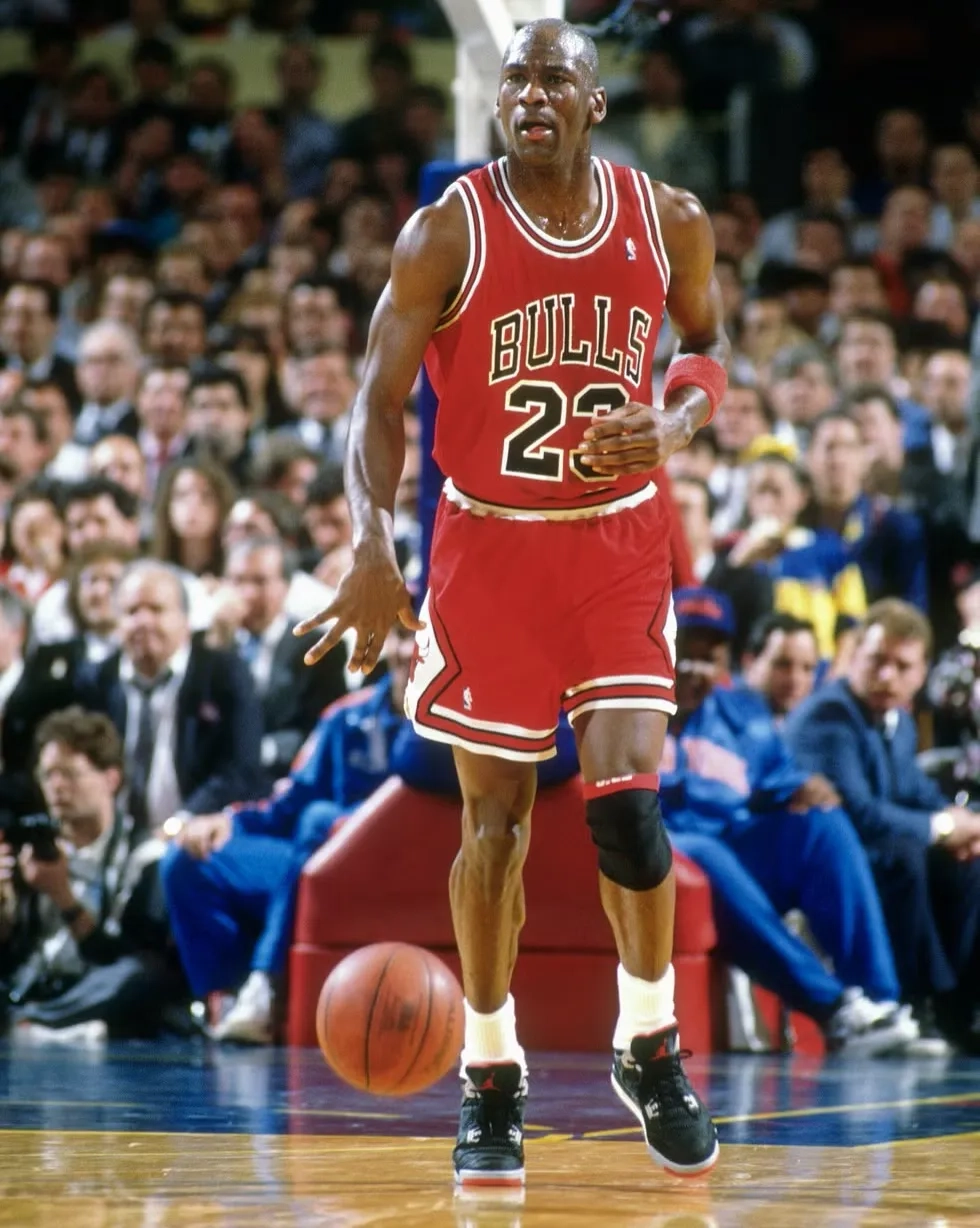 Jordan 4 Bred de retour en 2026