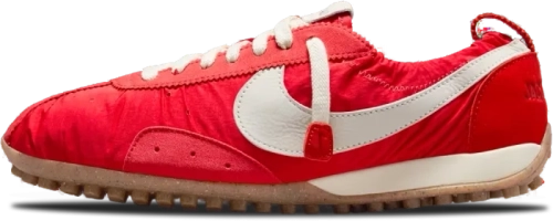 image de Jacquemus Nike Moon Shoe University Red Hv8547 001
