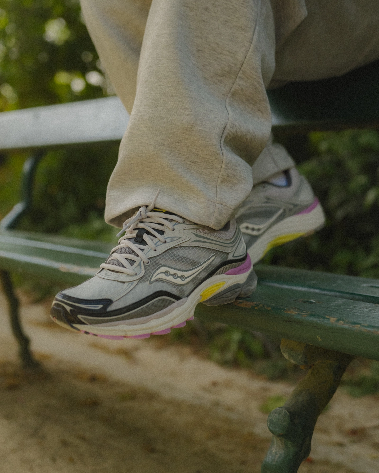 Saucony Progrid Omni 9 Distract Harbor Black S71004-1