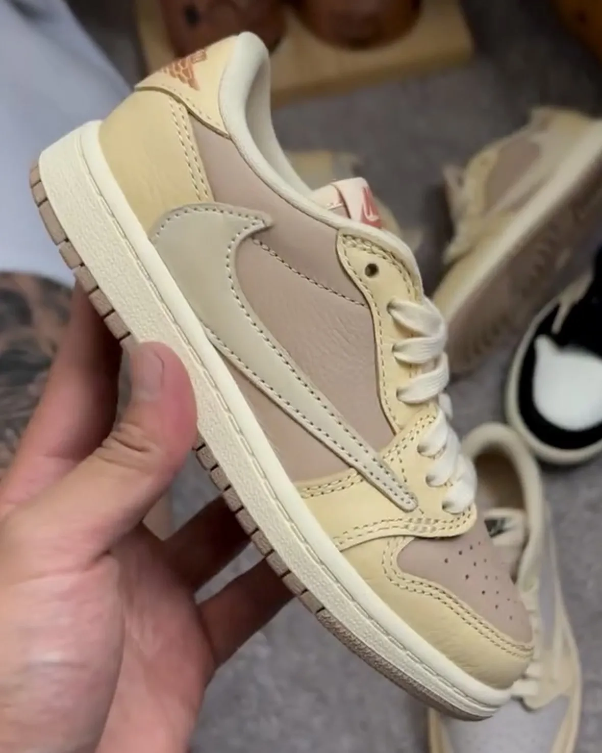 Travis Scott x Air Jordan 1 Low Pale Vanilla Sample