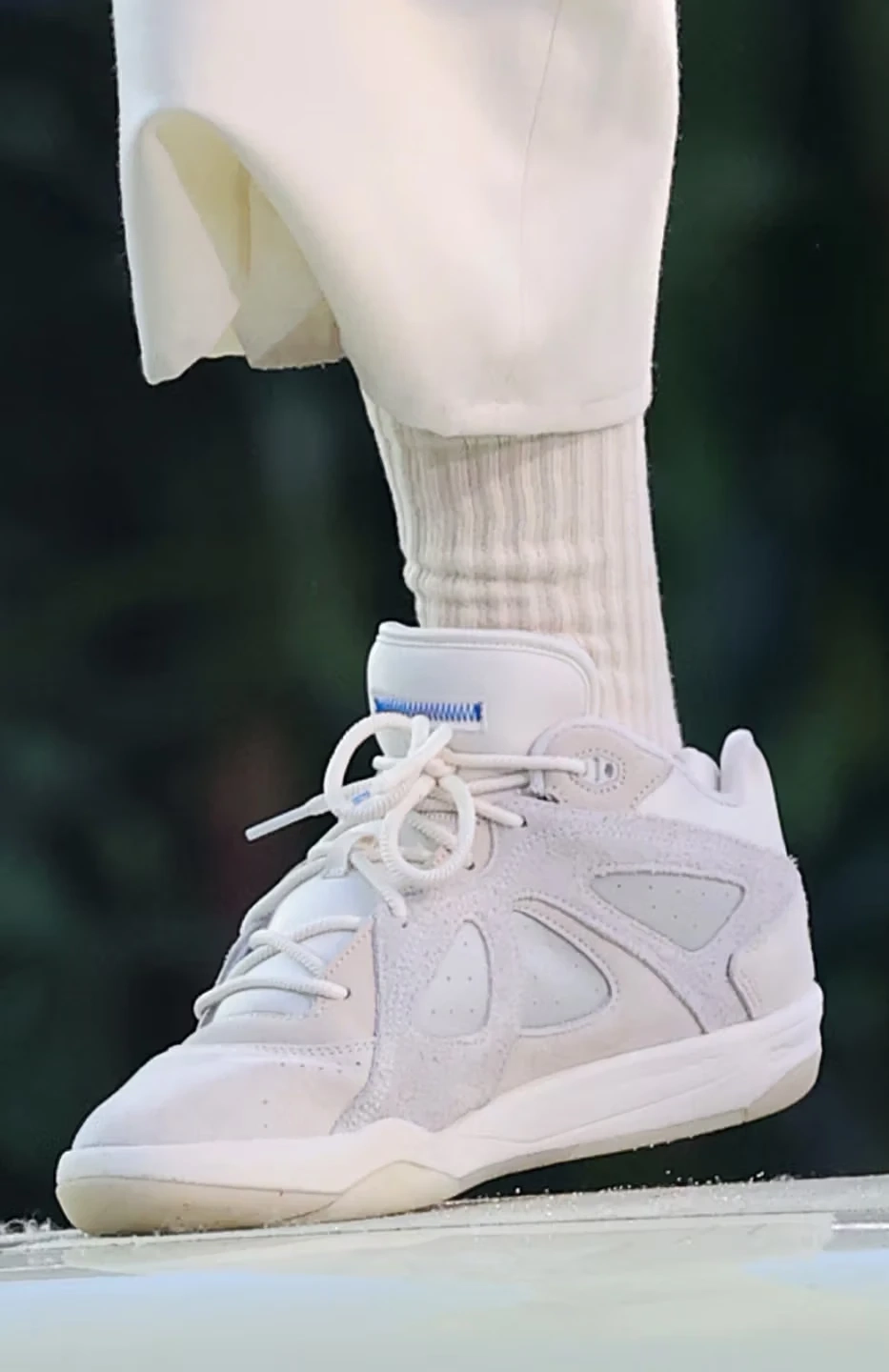 Super Bowl Bad Bunny Bad Bo 1.0 Resilience KJ1468