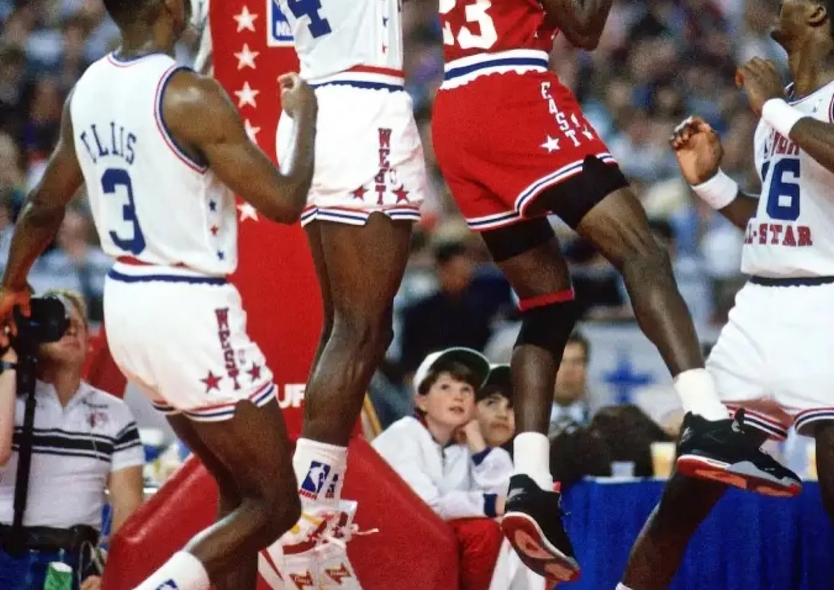 Air Jordan 4 Bred de retour en 2026 ?