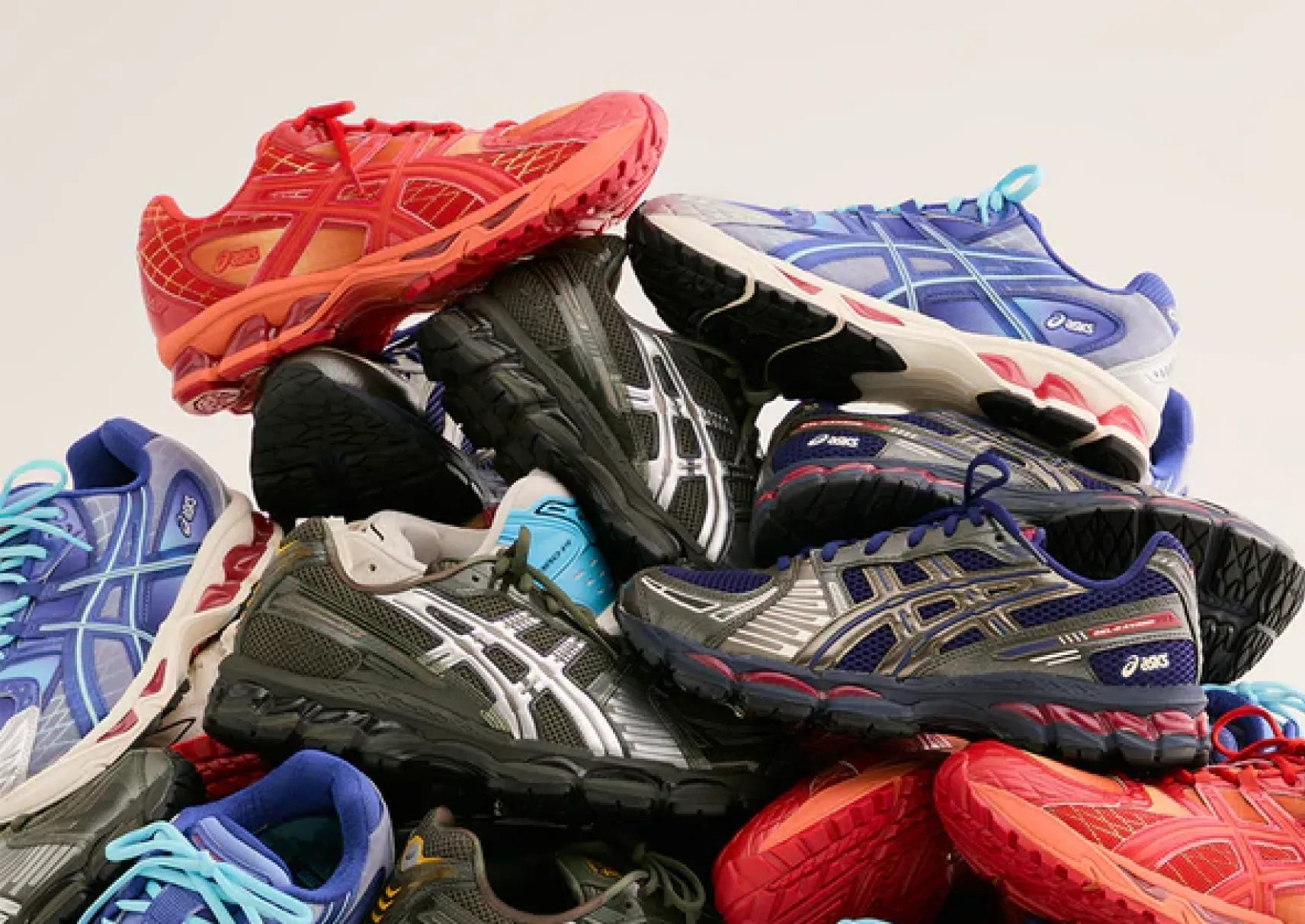 Kith ressuscite l’esprit Marvel vs Capcom avec Asics