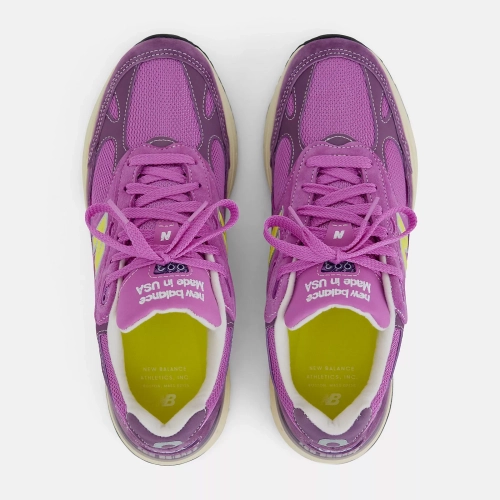 new-balance-993-made-in-usa-passion-fruit-u9934ja_924A8W