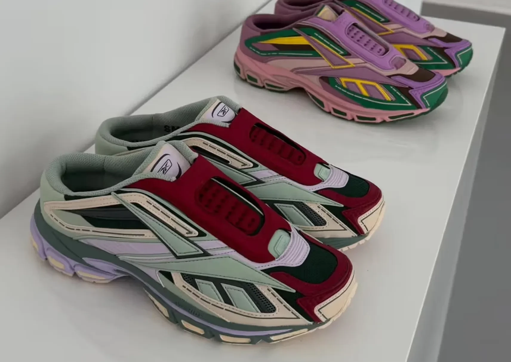 Reebok Premier Ultra Mule réinvente les runners des années 2000