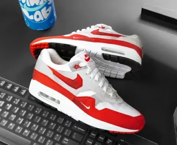 media/xUPuLp5s9YjZ/tmpkai-cenat-nike-air-max-1-low-poly-hq5882-100.webp-2000x2000.webp