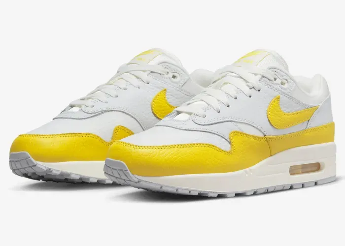 nike-air-max-1-bright-yellow-dx2954-001 1.webp
