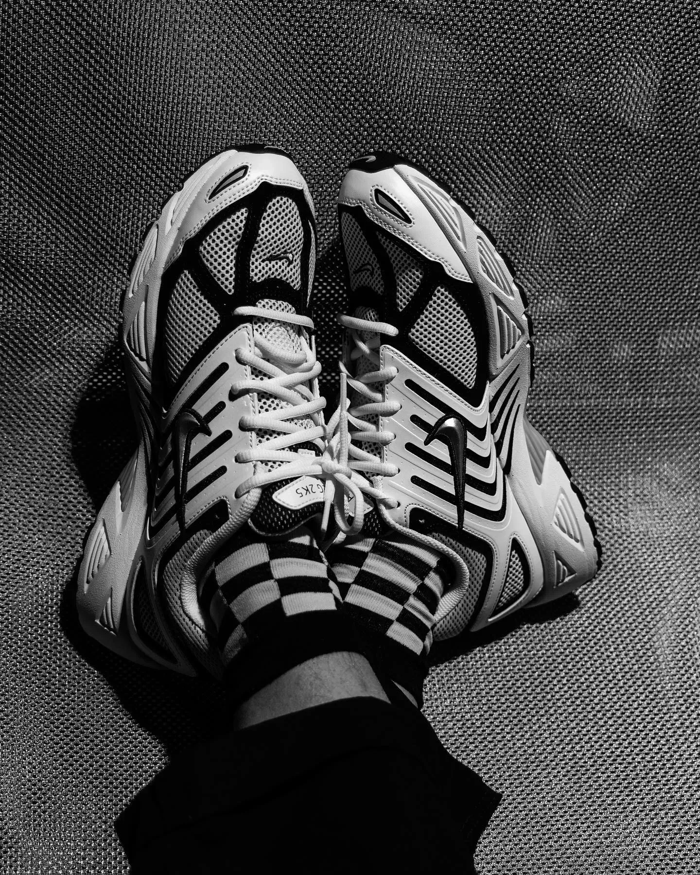 nike air pegasus 2k5 white black FJ1909-100