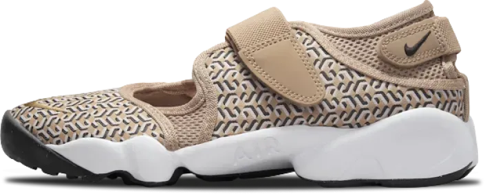 Nike Air Rift United in Victory