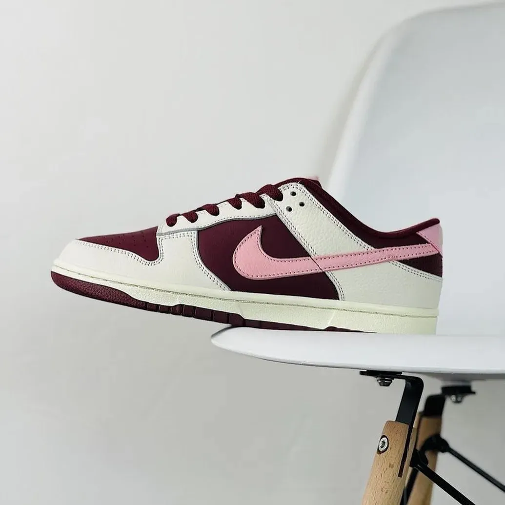 nike dunk low retro prm valentine's day DR9705-100