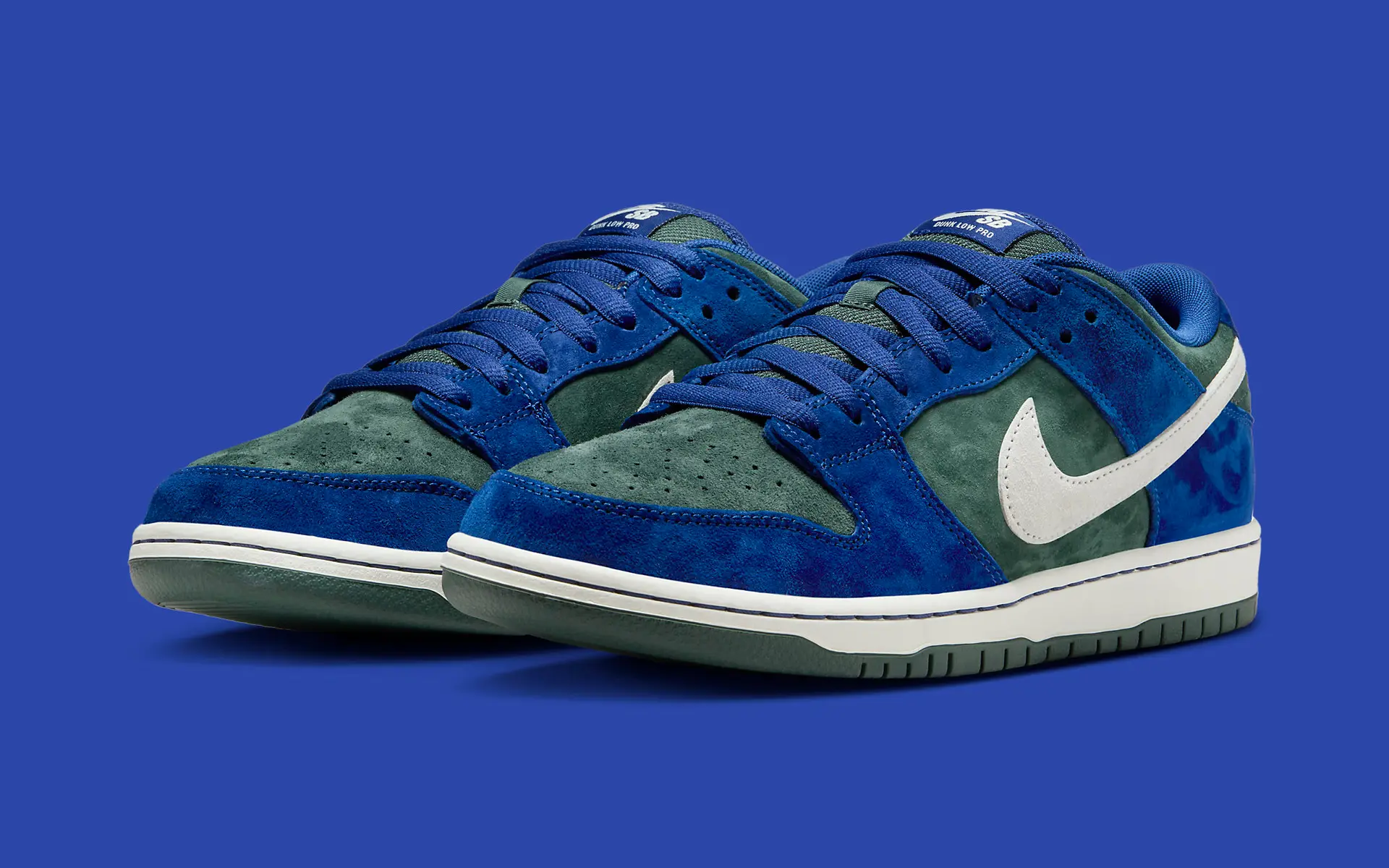 nike sb dunk low pro deep royal blue HF3704-400
