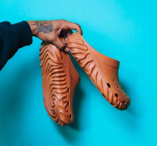 Salehe Bembury x Crocs Pollex Saru MONARCH ORANGE