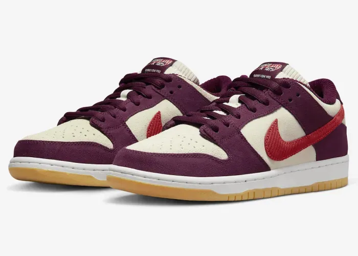 skate-like-a-girl-nike-sb-dunk-low-bordeaux-dx4589-600 01.webp