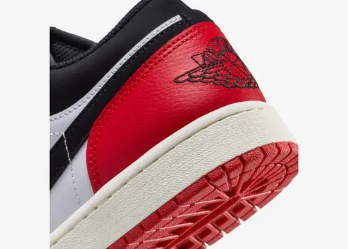 Air-Jordan-1-Low-Quai-54-dq6703-10009.webp
