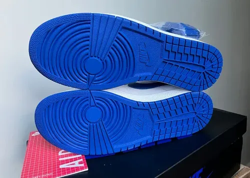 a-ma-maniere-nike-air-ship-game-royal-dx4976-141 03.webp