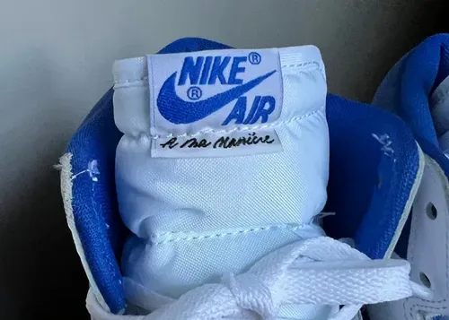 a-ma-maniere-nike-air-ship-game-royal-dx4976-141 04.webp