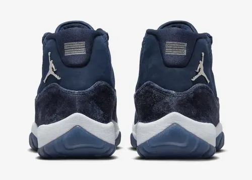 air-jordan-11-retro-wmns-midnight-navy-ar0715-441 05.webp