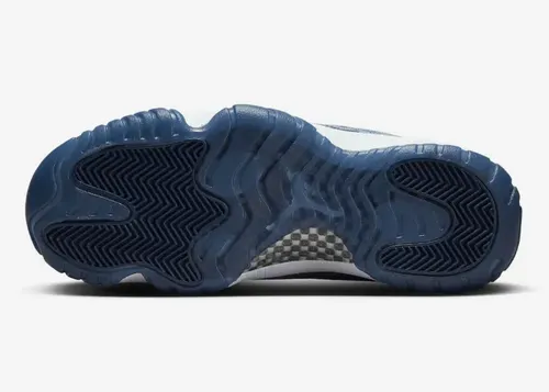 air-jordan-11-retro-wmns-midnight-navy-ar0715-441 06.webp