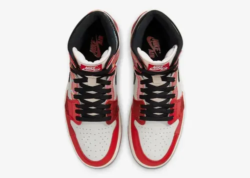 air-jordan-1-high-og-sp-spider-verse-dv1748-601 04.webp