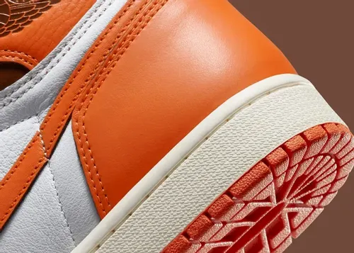 air-jordan-1-high-og-wmns-starfish-do9369-101 08.webp