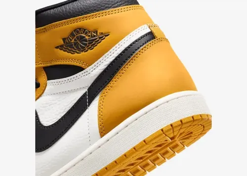 air-jordan-1-high-og-yellow-ochre-dz5485-701 08.webp