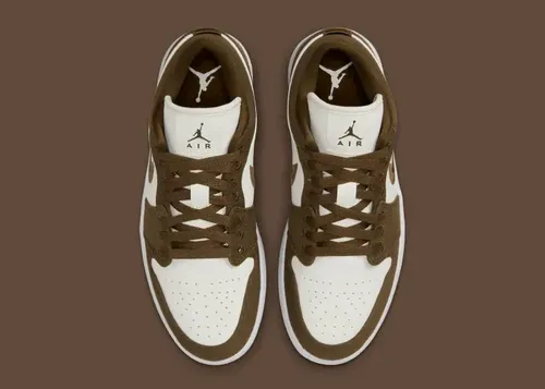 air-jordan-1-low-brown-canvas 4.webp