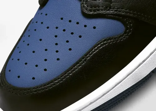 air-jordan-1-low-og-mystic-navy-cz0790-041 7.webp
