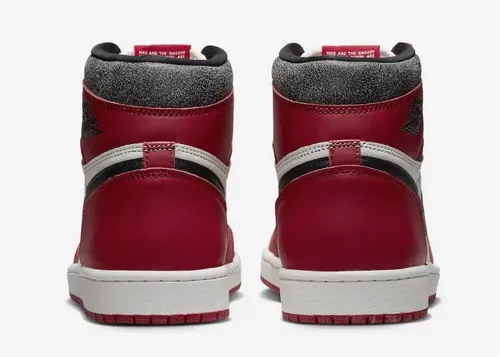 air-jordan-1-retro-high-og-lost-and-found-dz5485-612 05.webp