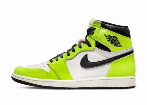 air-jordan-1-retro-high-og-visionaire-555088-702 2.webp