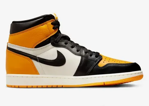 air-jordan-1-retro-high-og-yellow-toe-555088-711 03.webp