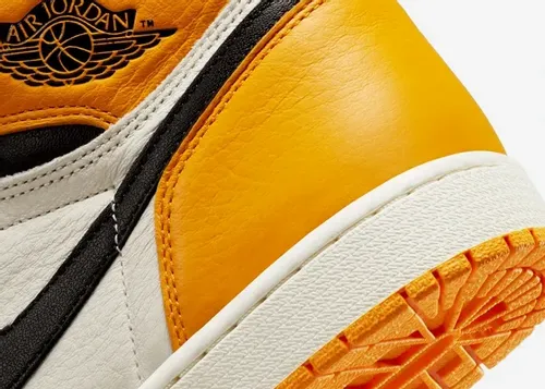 air-jordan-1-retro-high-og-yellow-toe-555088-711 08.webp