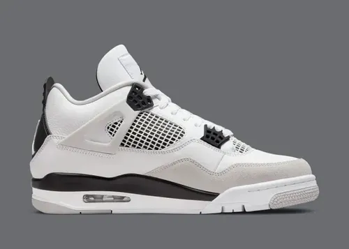 air-jordan-4-retro-military-black-dh6927-111-2.webp