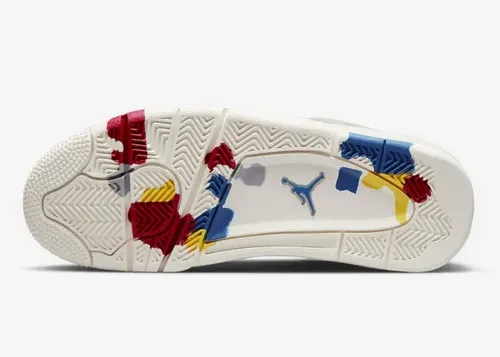 air-jordan-4-retro-wmns-blank-canvas-dq4909-100 6.webp