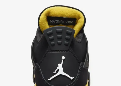 air-jordan-4-thunder-dh6927-017 09.webp