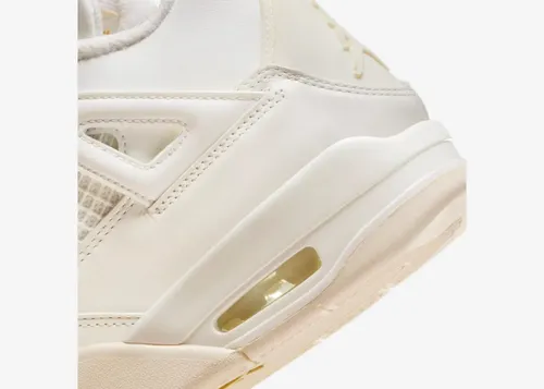air-jordan-4-wmns-metallic-gold-aq9129-170 08.webp