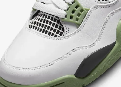 air-jordan-4-wmns-oil-green-aq9129-103 07.webp