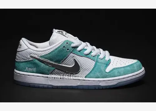 april-skateboards-nike-sb-dunk-low 02.webp