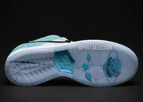 april-skateboards-nike-sb-dunk-low 06.webp