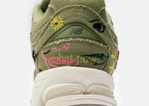 bryant-giles-new-balance-2002r-m2002rag 6.webp